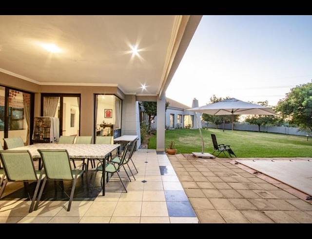 4 BEDROOM HOUSE FOR SALE IN BLUE HILLS COUNTRY ESTATE